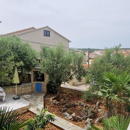 Appartamento Sunce Vrbnik Esterno foto